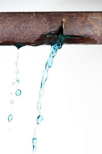 pipe-leak-crack-water